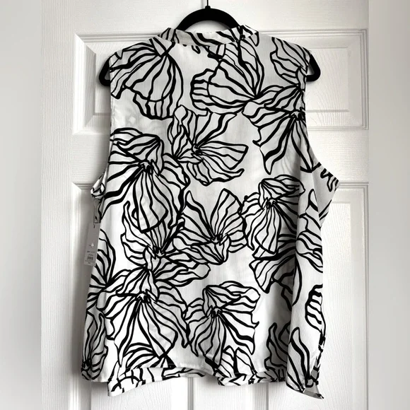 NWT Nine West Ruffle Sleeveless Blouse, Size XXL - Picture 4 of 13